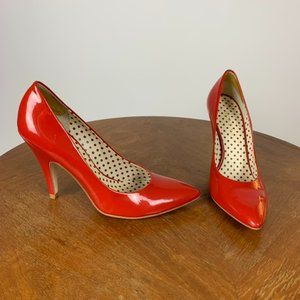 BCB Girls Red Patent Pumps with interior Polk-a-dots. 7.5B or 7